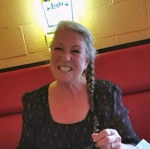 Meet your Posher, Claire